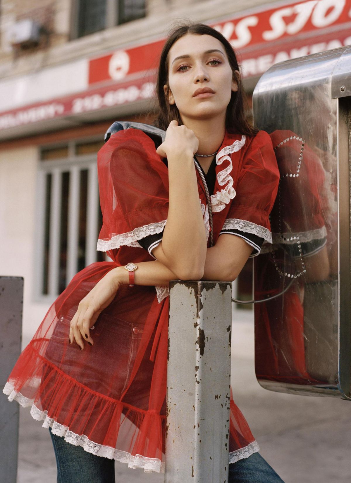  p>贝拉·哈迪德(bella hadid),1996年10月9日出生于 a href="#" data