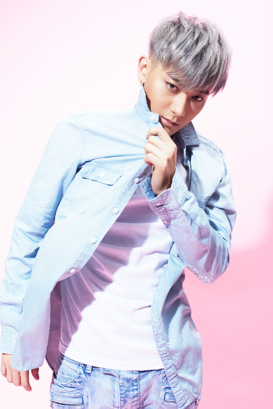  p>黄子韬,1993年5月2日出生于山东省 a target="_blank" href="/item