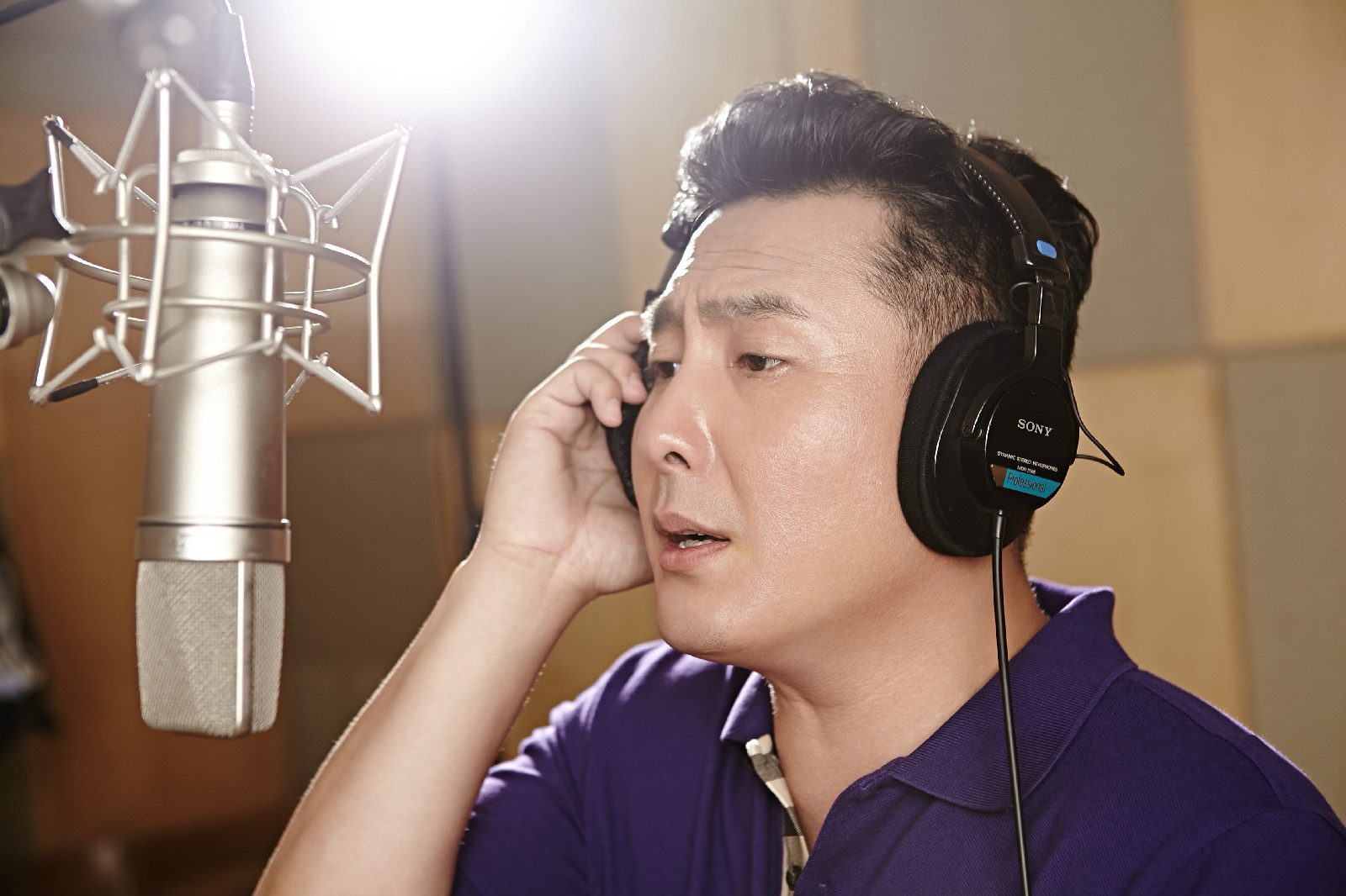  p>包胡尔查,蒙古族,著名 a target="_blank" href="/item/音乐人