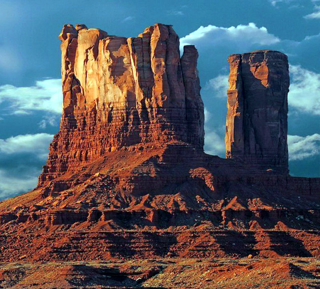  p>科罗拉多大峡谷位于美国 a target="_blank" href="/item/亚利桑那