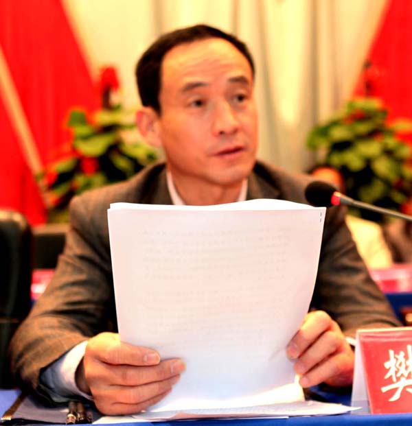 1988年1月入党,1982年8月参加工作,大学学历,现任韩城人民政府副市长