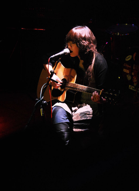  p>胡惠施,来自武汉音乐学院 原创歌手,擅长独具自己风格的城市小民谣