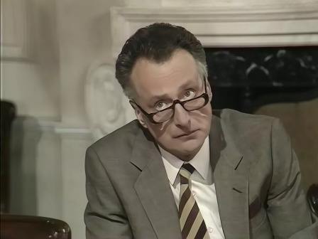 是，首相（英国1986年西德尼·洛特比与彼得·惠特莫尔联合执导的系列喜剧）_百度百科