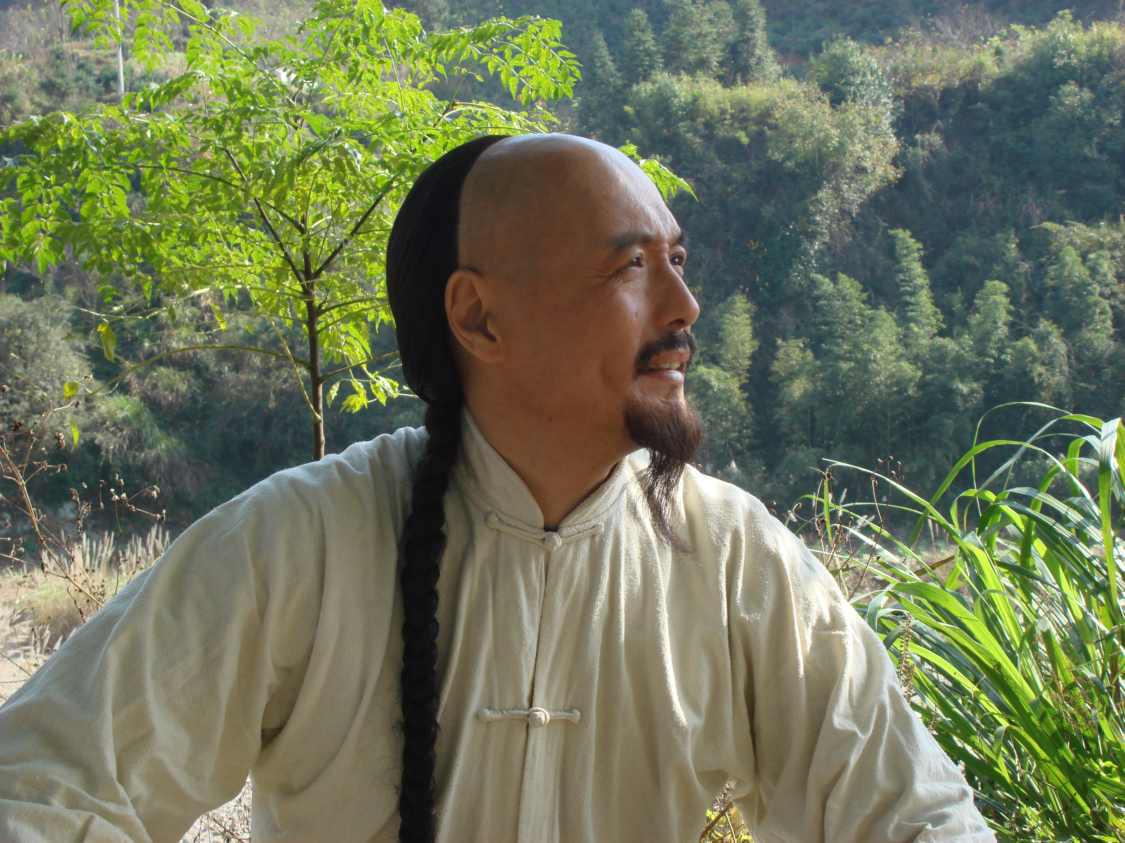  p>甘雨,天津人民艺术剧院国家一级演员,天津人民艺术剧院资深话剧