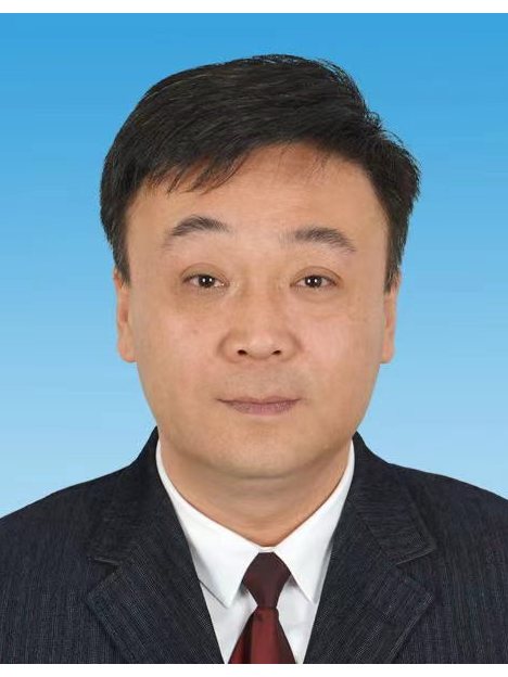 王新宇