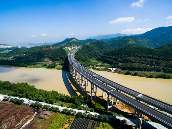 i>,又称作"永安—漳州高速公路",简称"漳永高速公路"或"永漳高速公路"
