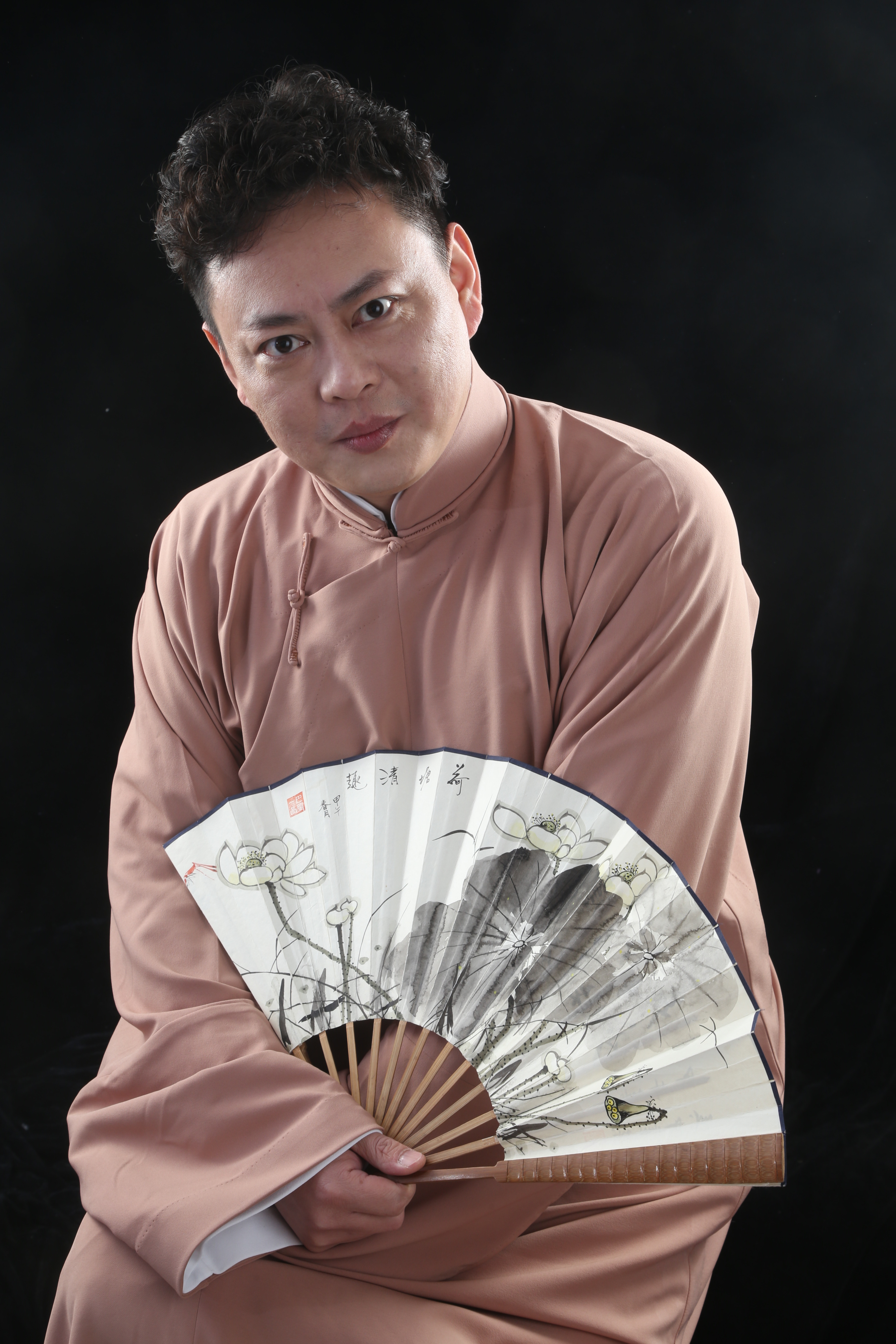  p>朱斌,评弹演员,国家一级演员,现就职于江苏省评弹团, span class="