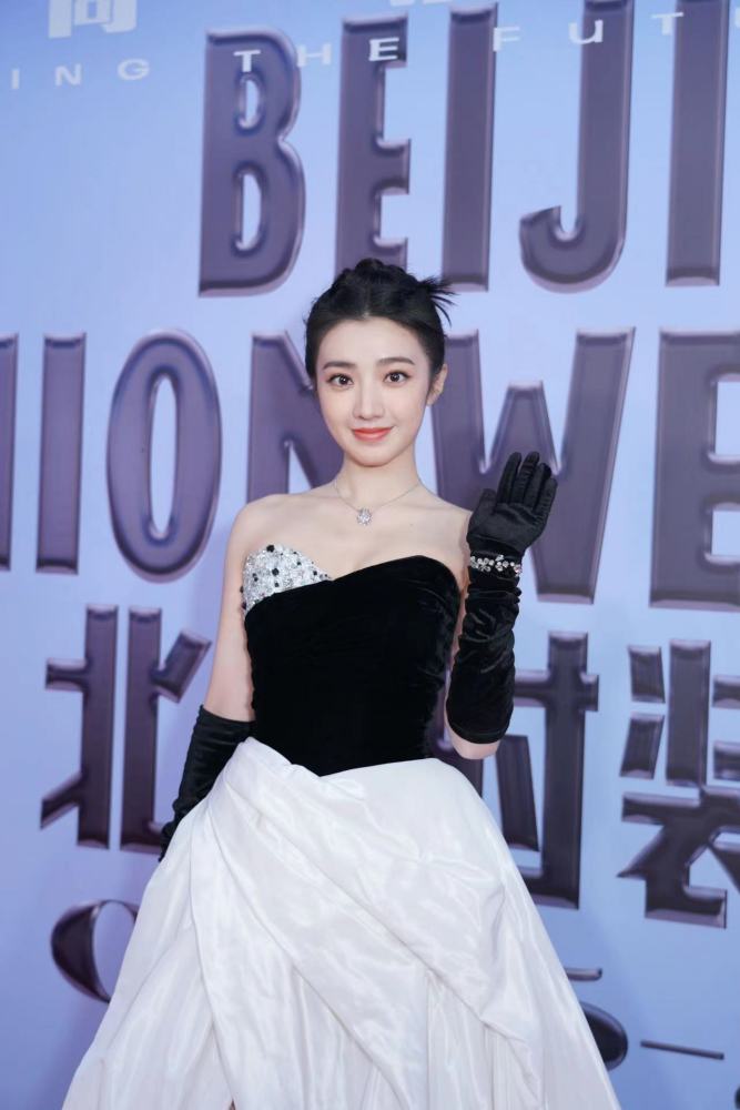 黄羿（中国内地女演员）_百度百科