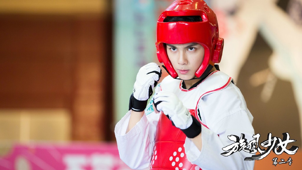  p data-id="gnzqpux9tm">胡亦枫, a target=