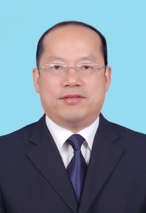 现任宁波市象山县人力社保局党委书记,局长,县委组织部副部长