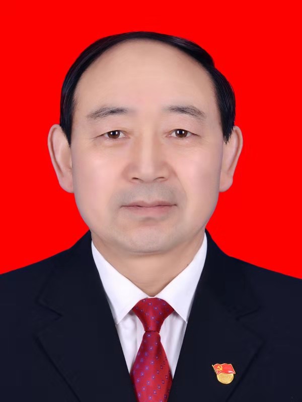 康全鑫,男,汉族,1963年8月生,中共党员,陕西省延安市吴起县全鑫