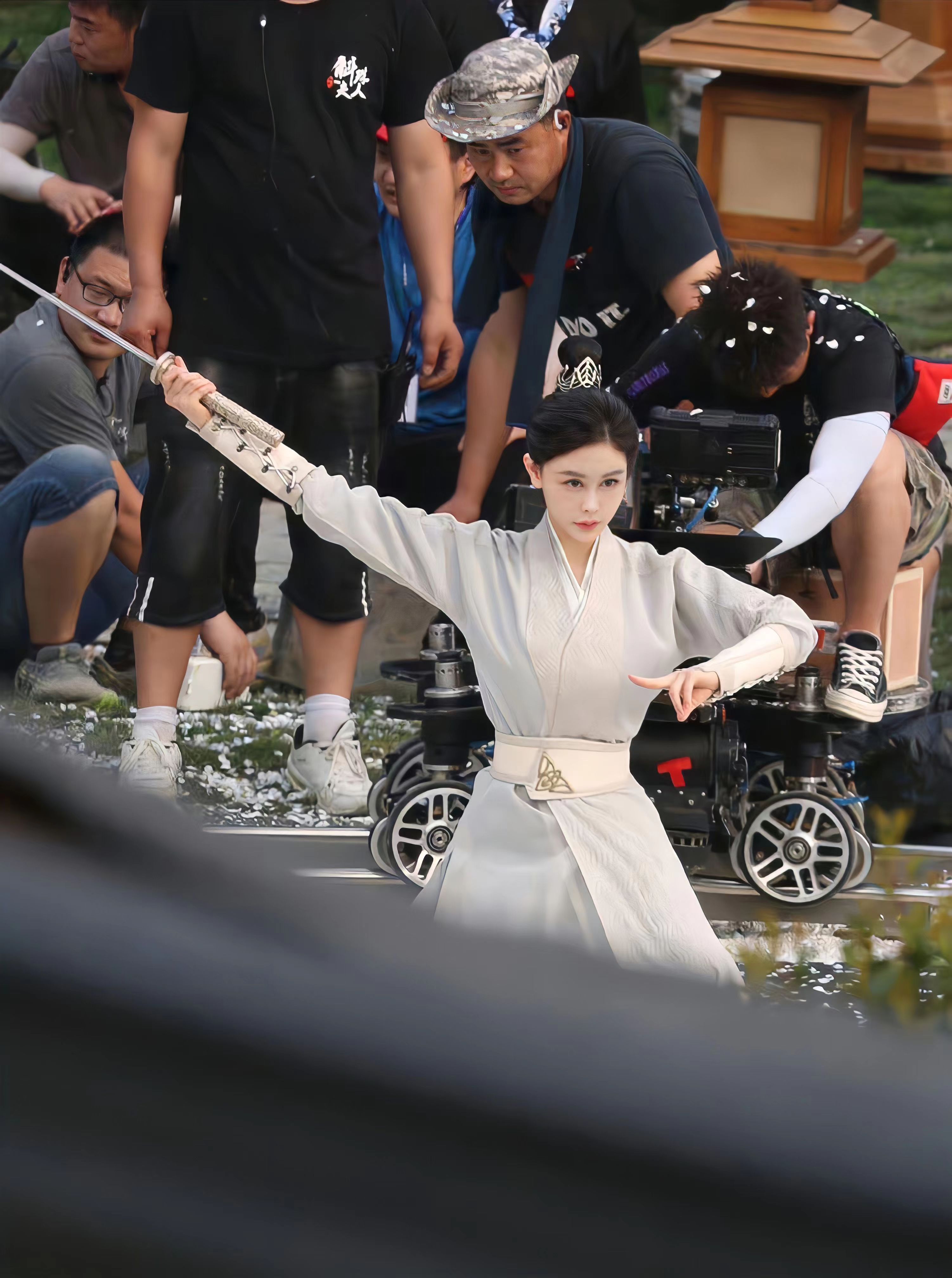 ug7i4m">赵恩彤,女,1998年4月25日出生于黑龙江哈尔滨,中国内地女演员