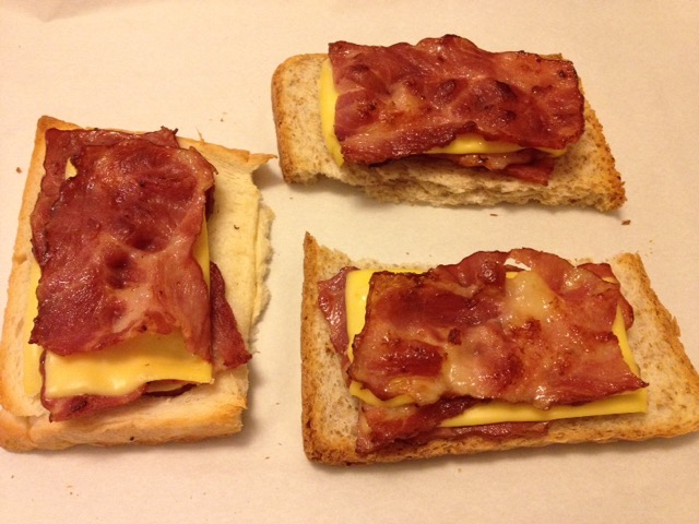 培根奶酪吐司