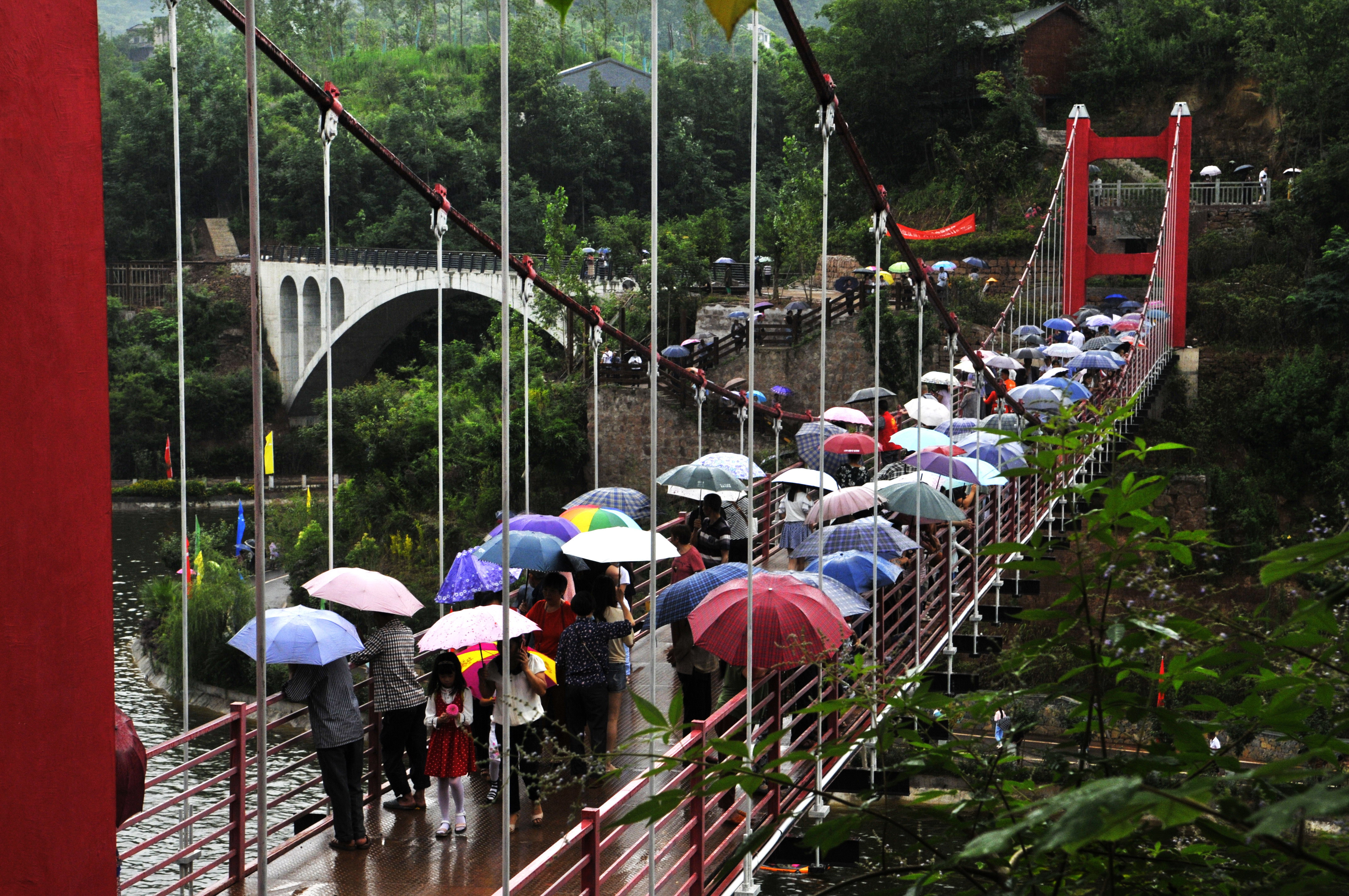  p>重庆万州三峡安澜谷,位于重庆市万州区长岭镇安