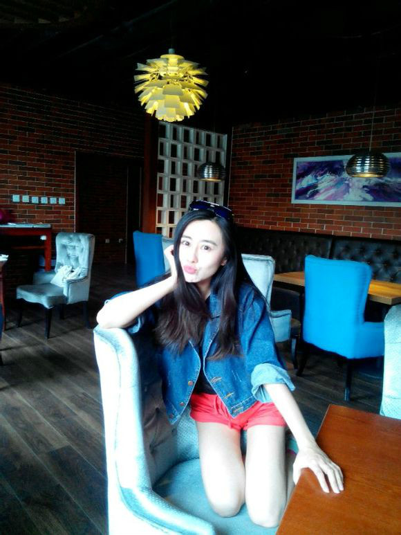  p data-id="gnrtkcawqi">付然,出生于北京.中国内地女演员.