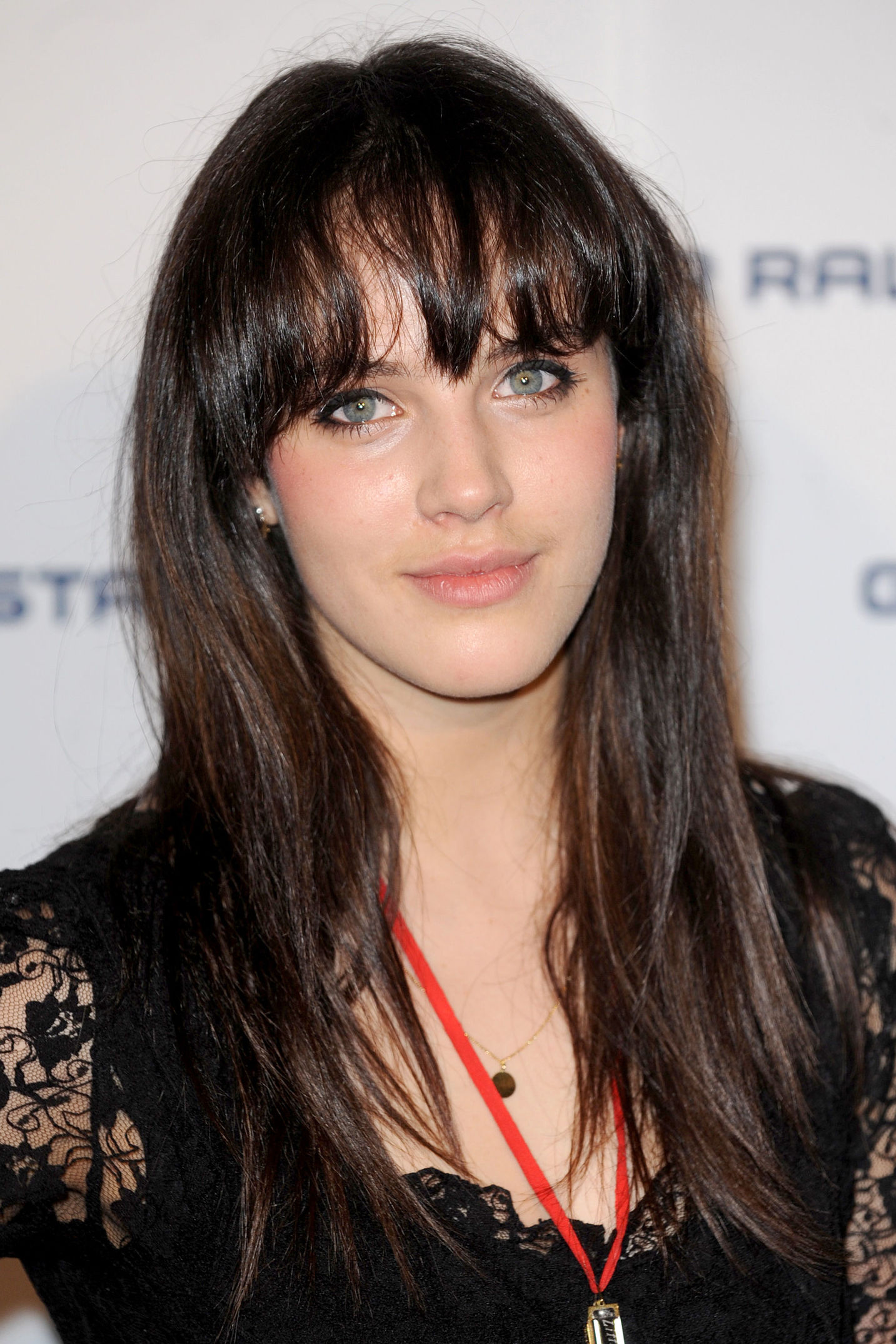  p>杰西卡·布朗·芬德利(jessica brown findlay),1989年9月14日出生