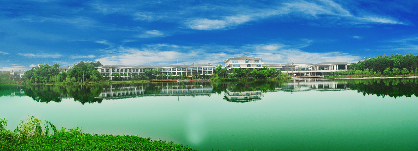 上饶龙潭湖宾馆