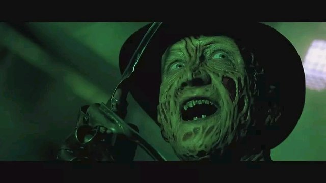  p>《猛鬼街》(a nightmare on elm street)是一部经典的美国恐怖电影