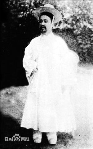 data-id="gnsz43s586"> b>李熙 /b>(1852年—1919年),即 b>朝鲜高宗 