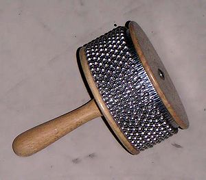 卡巴沙铃,串珠铃或珠铃,日本用汉字表示则为"瓢箪",是一种打击乐器