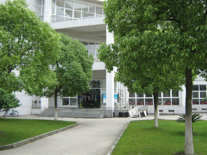  p>概述 /p> p>作为韩国釜山庆南等地区私立大学之首的韩国东义大学