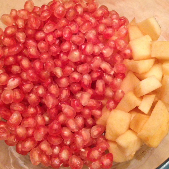 鲜榨苹果石榴汁