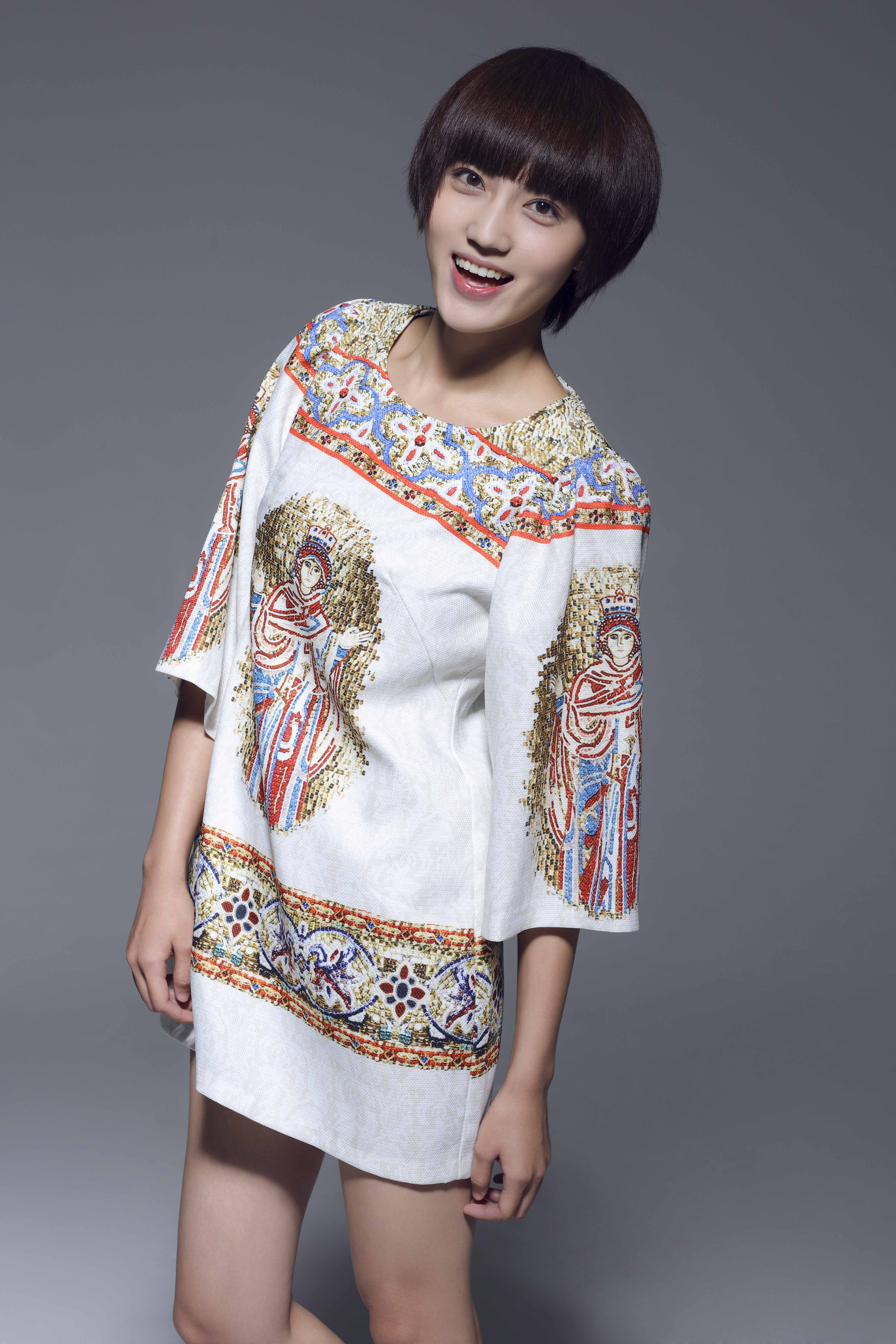  p>卢婕,中国内地新生代 a target="_blank" href="/item/演员