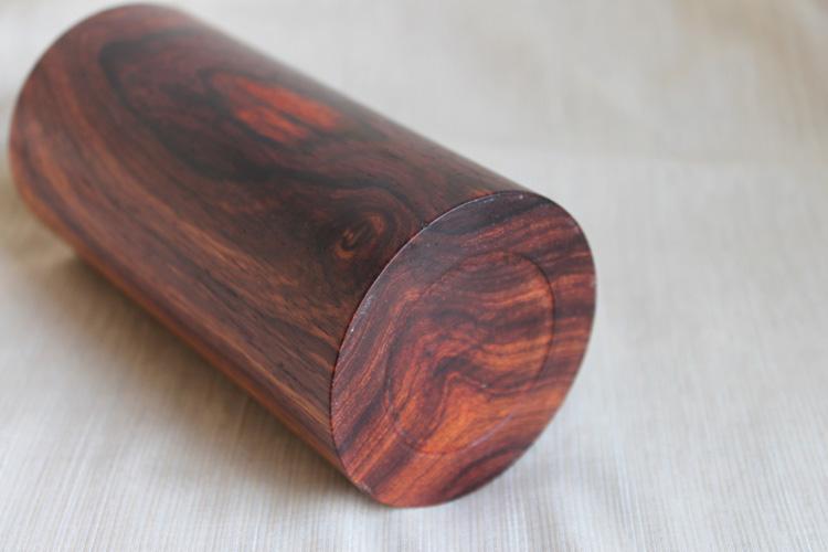  p>缅甸黄檀,是一种 a href="#" data-lemmaid="3672199">豆科 /a>, a