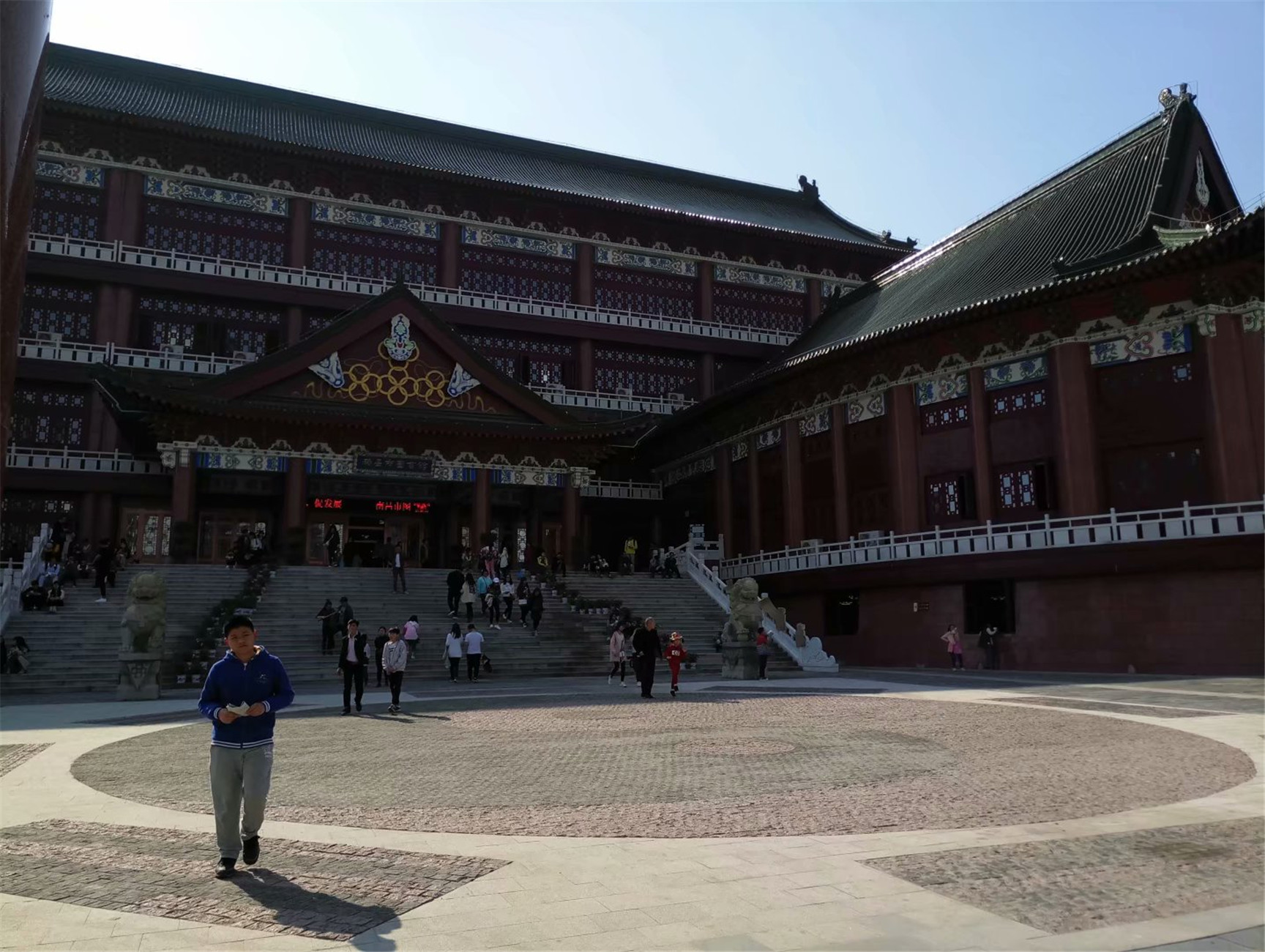  p>南昌市图书馆位于江西省南昌市新洲路12号,与江西省科技馆, a href