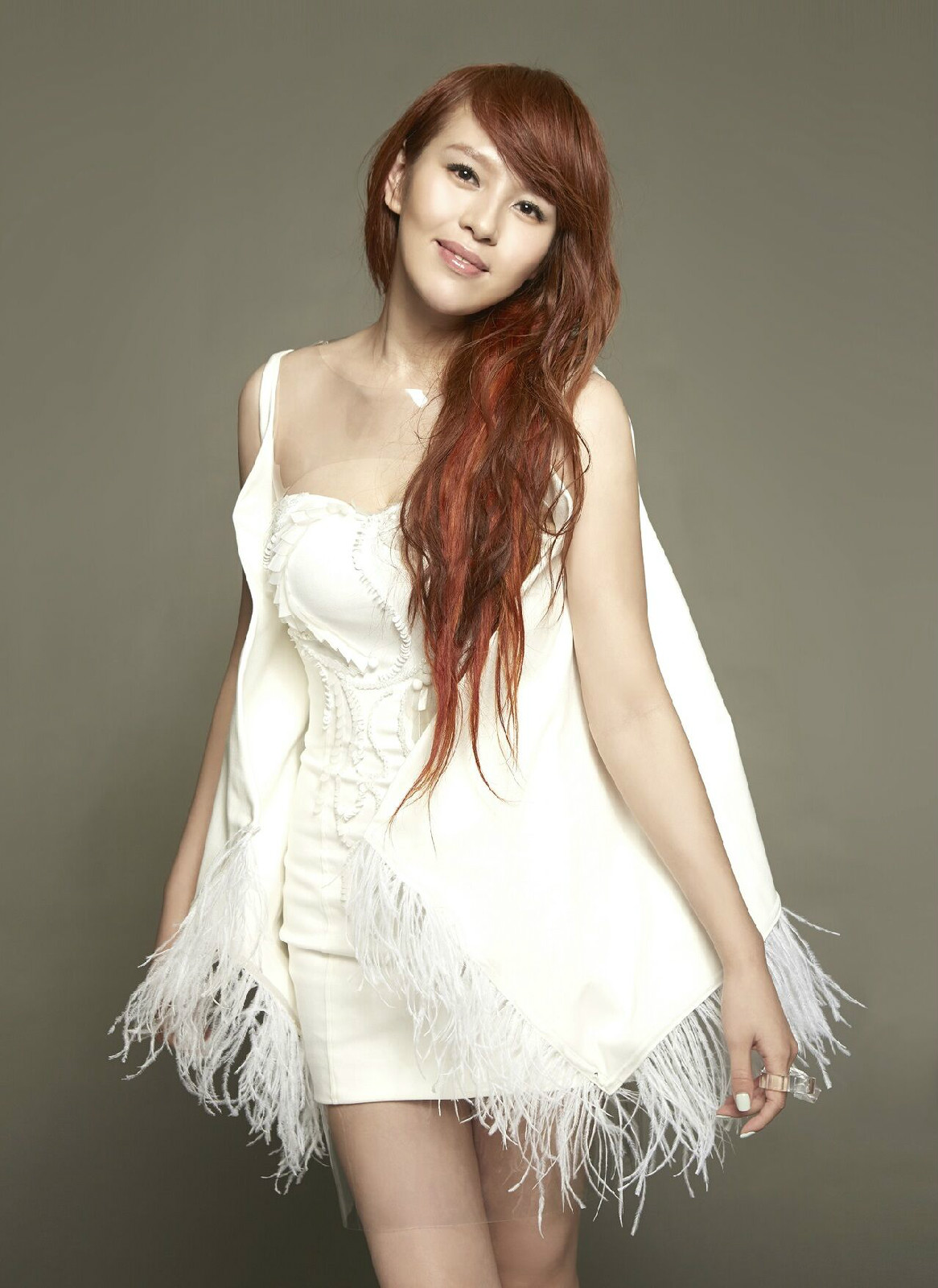  p>刘品言(esther lau),1988年8月8日出生于台湾省台北市,中国台湾