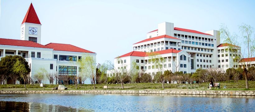  p> a target="_blank" href="/item/上海师范大学/546927" data