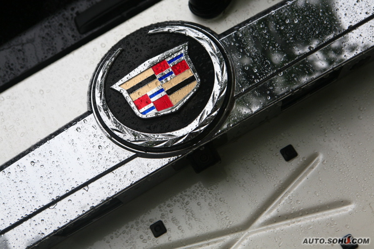 suv凯迪拉克凯雷德