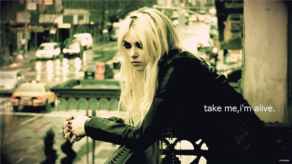  p>泰勒·摩森(taylor momsen),1993年7月26日出生于美国密苏里州