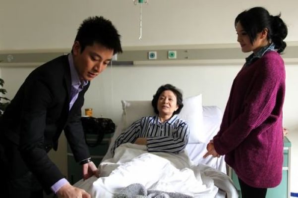 是由金英马影视集团与金画面影视传媒联合出品的36集家庭伦理电视剧