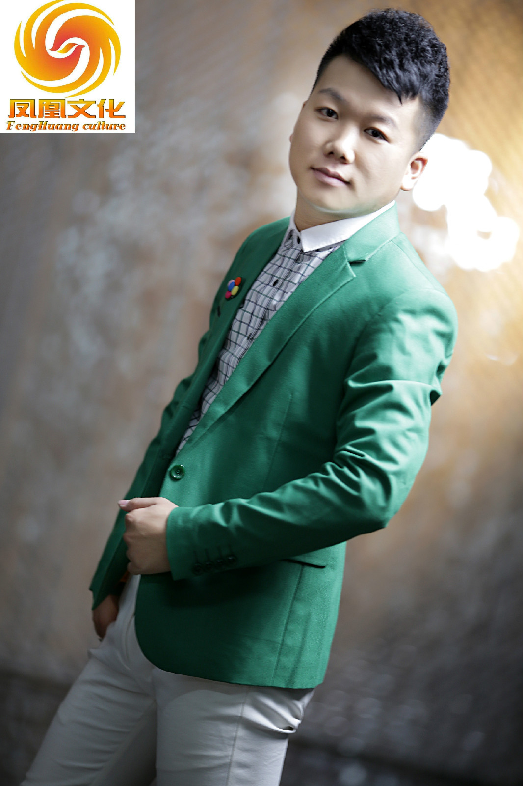  p>袁杰作品原创单曲《哈尔滨黑怕》收录于专辑《哈尔滨黑怕》 /p>