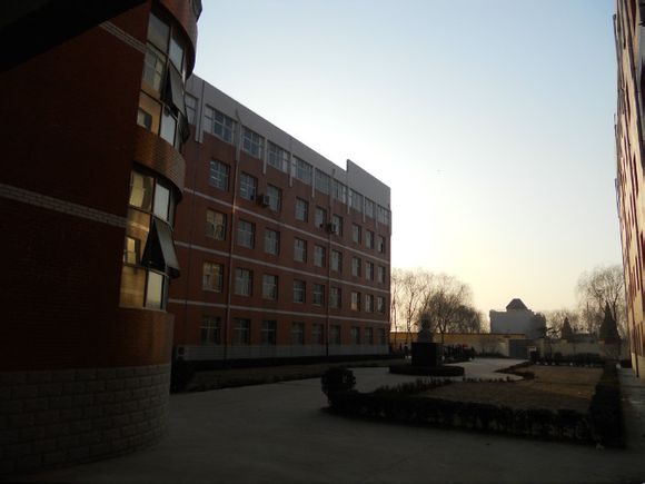 河北省博野中学