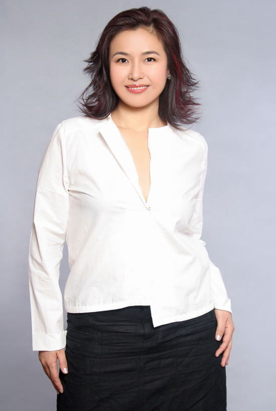 701">王澜,出生于新疆塔城,毕业于中央戏剧学院表演系,中国内地女演员