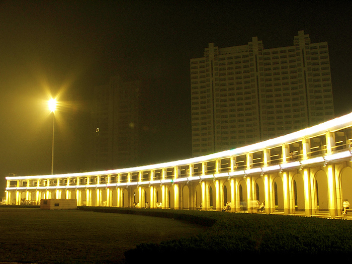  p data-id="gnx4h5g7yc">人民广场位于晋城黄华街与新市西街交汇处