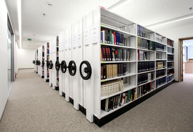  p>安东布鲁克纳音乐表演与舞蹈艺术大学是奥地利一所涵盖音乐表演与