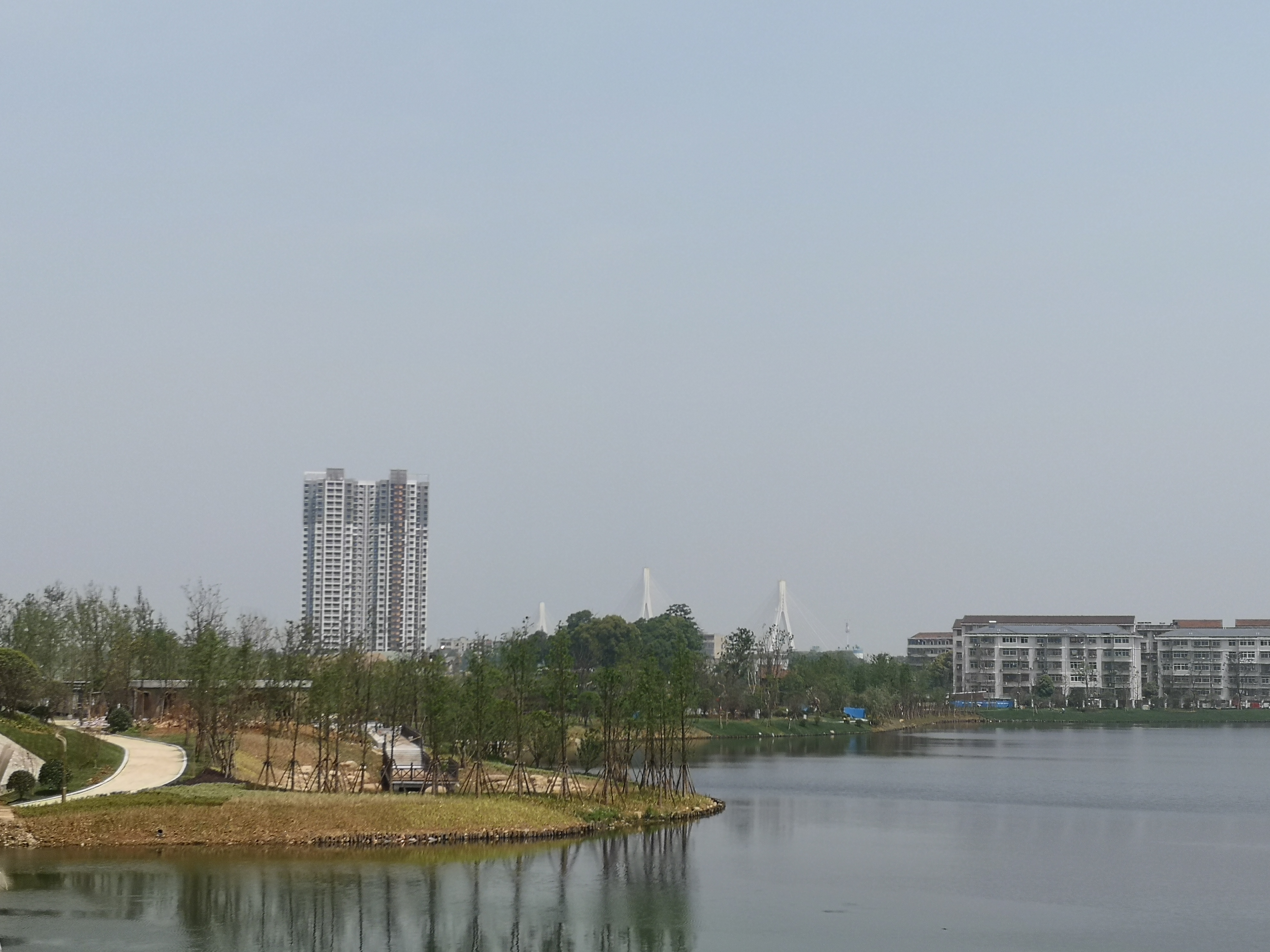 东风湖生态公园