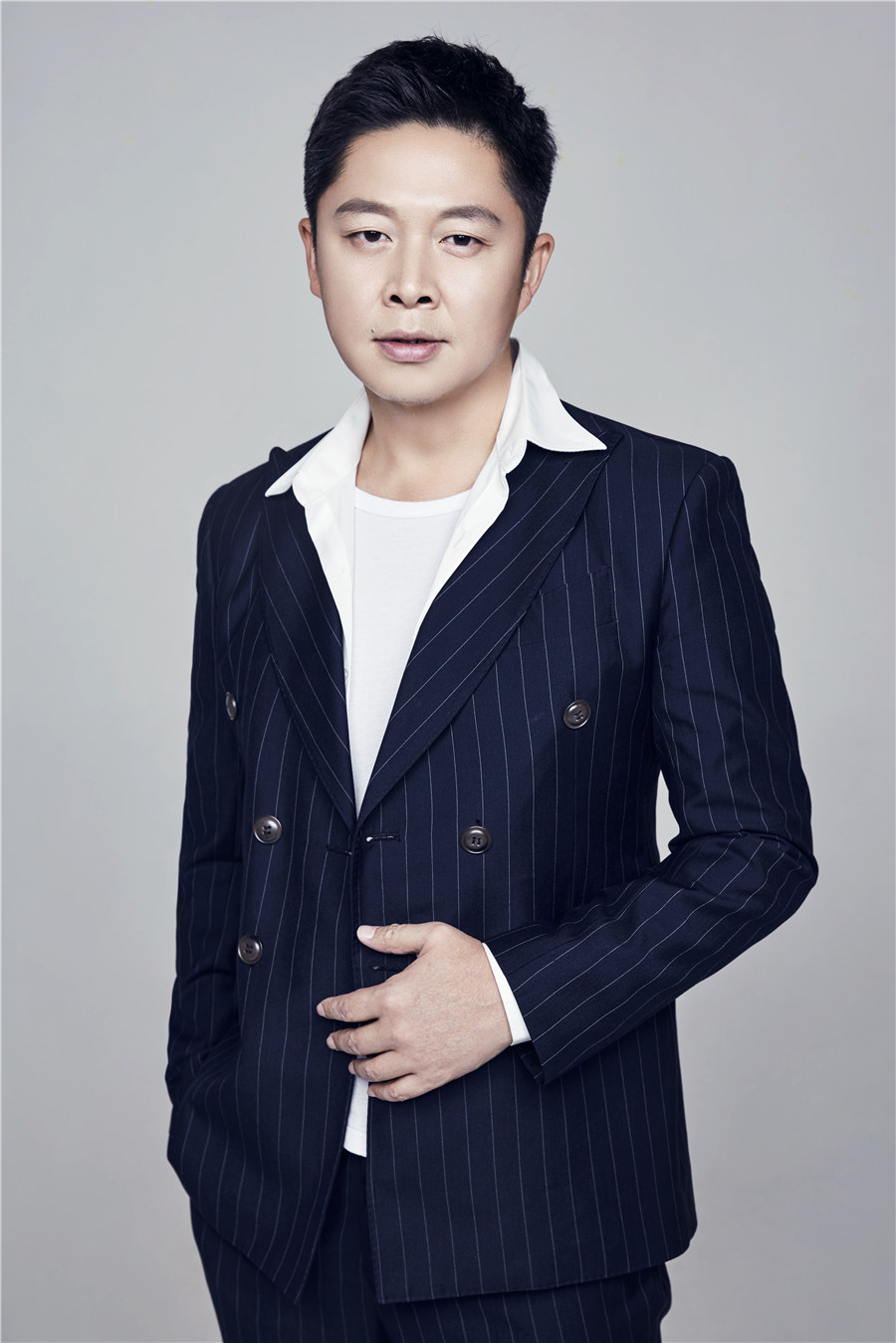 0439aj1g">林鹏,6月18日出生于中国黑龙江省哈尔滨市,中国内地男演员