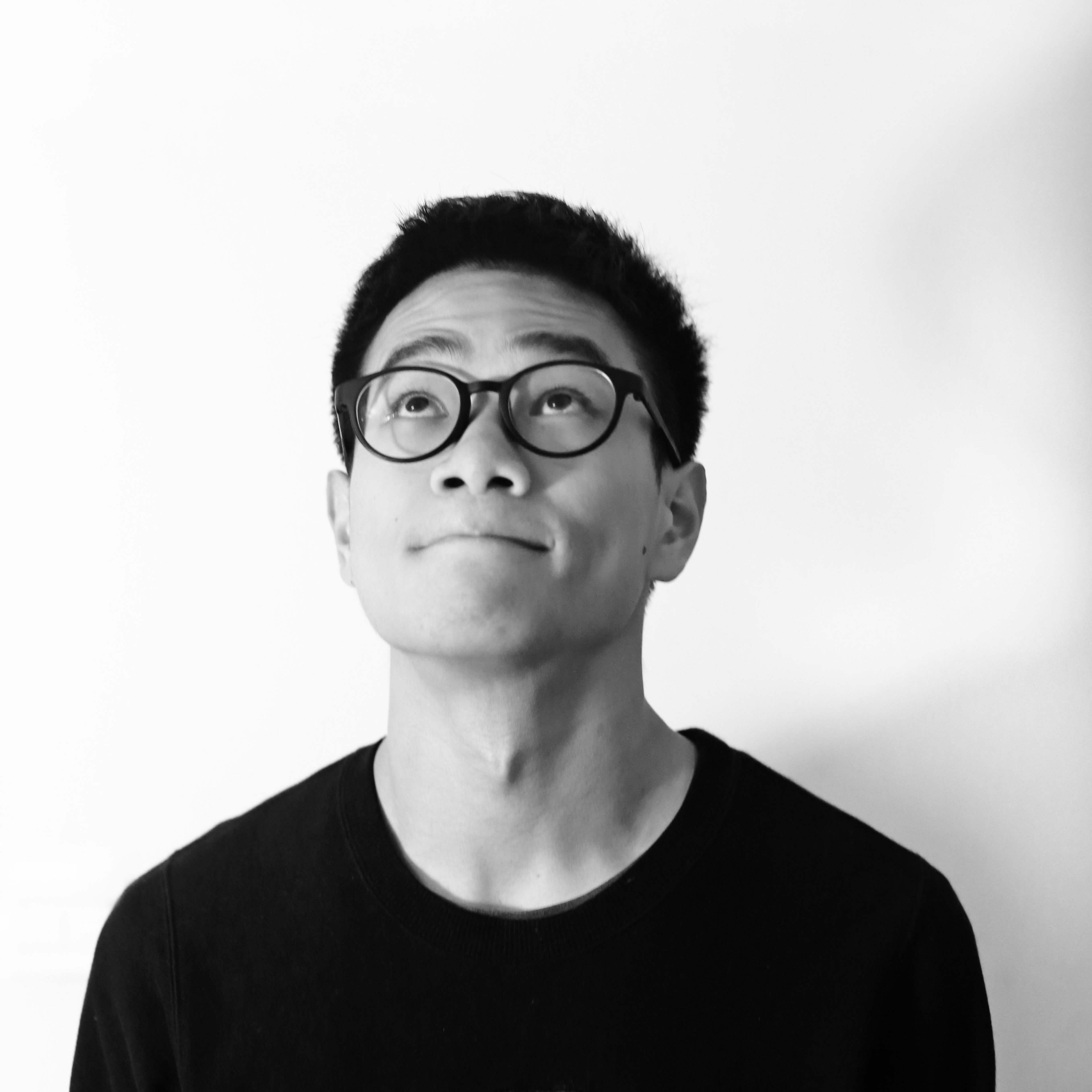  p data-id="gnb59zc3x7">韩松,知名摄影师,日语翻译,原画册工作室