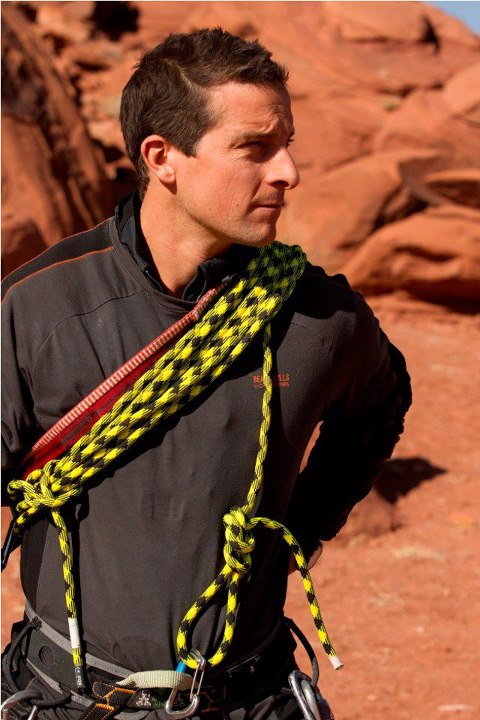 grylls) /i>,1974年6月7日出生于英国怀特岛本布里奇城,探险家,主持人