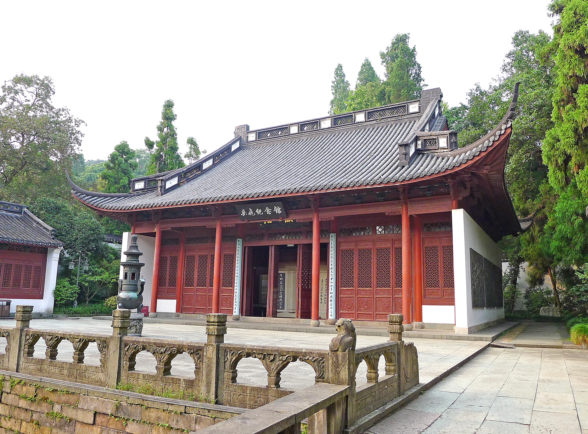  p data-id="gnb11wizho">嘉兴岳王祠位于浙江省嘉兴市三塔路运河塘上