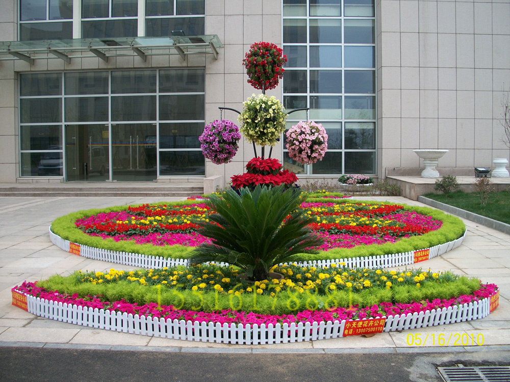  p data-id="gn7g2zbujn">草花花坛就是用草花经艺术组合种植的 a