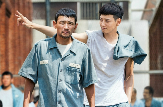  p>《检察官外传》是由李日炯执导, a href="#" data-lemmaid="