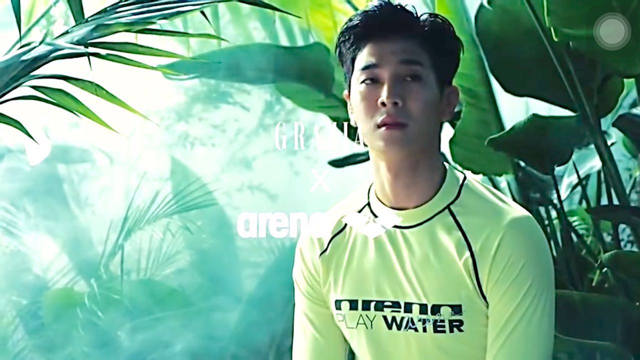  p>李锺和(jota),1994年2月15日出生于韩国釜山广域市,韩国男歌手