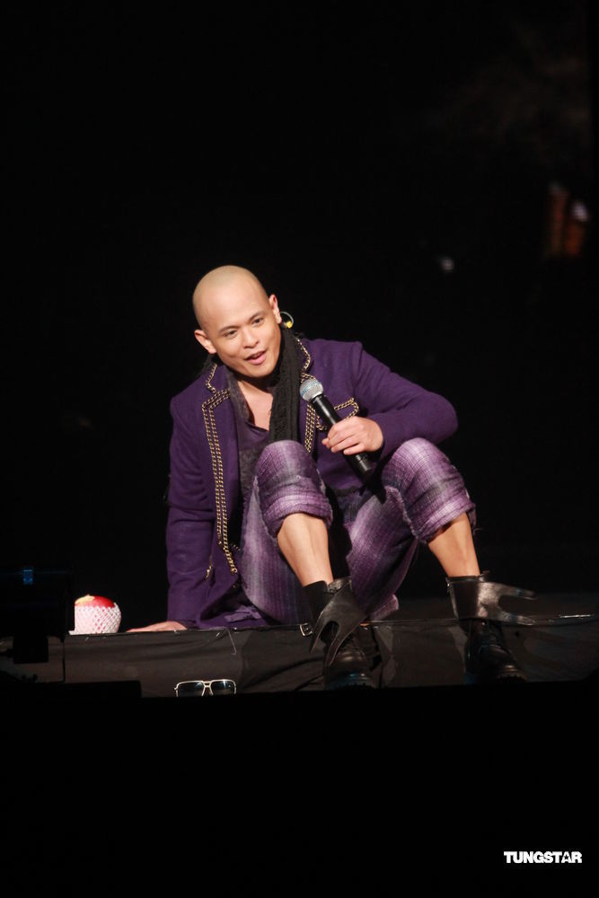  p>侧田(justin lo),1976年7月1日出生于美国纽约,华语流行乐男歌手