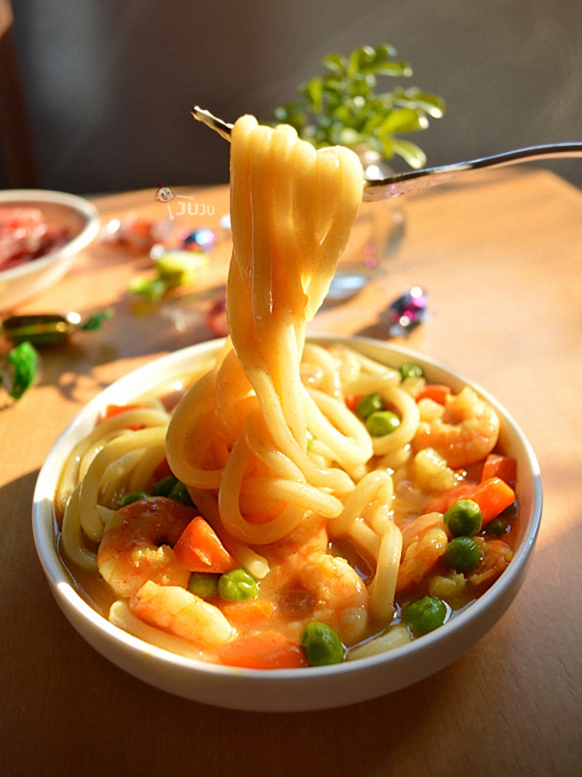 鲜虾咖喱乌冬面