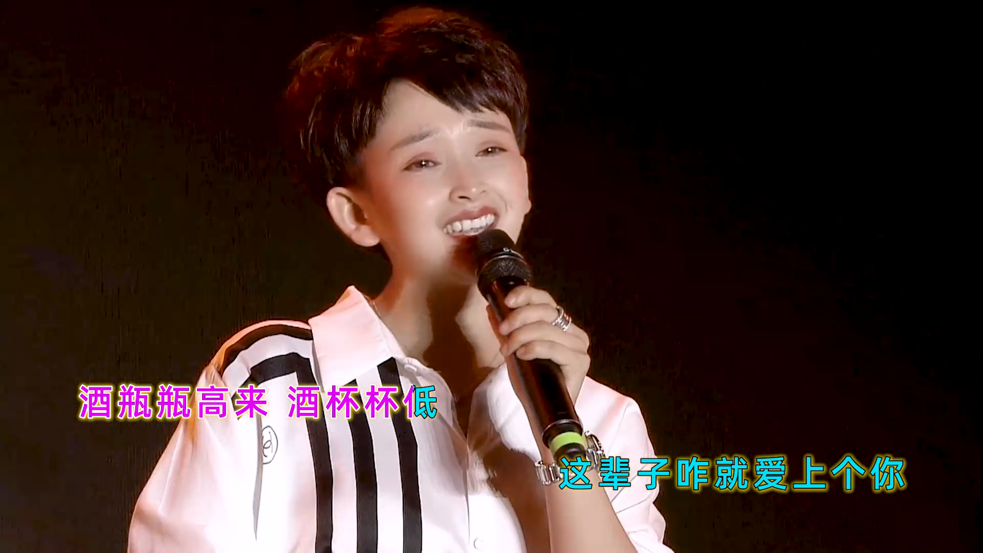  p data-id="smo7d6n9hzwd">马美如,女,歌手,代表作品有《 a target="